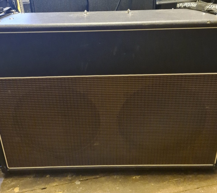 Framus Ruby Riot 30w Rörcombo,Beg, som en AC 30 upphottad, kanon ljud, fina rör
